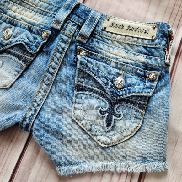 Rock Revival "Jen" Low Rise Stretch Cutoff Short Blue Denim | Women's Size 26 - Picture 5 of 9